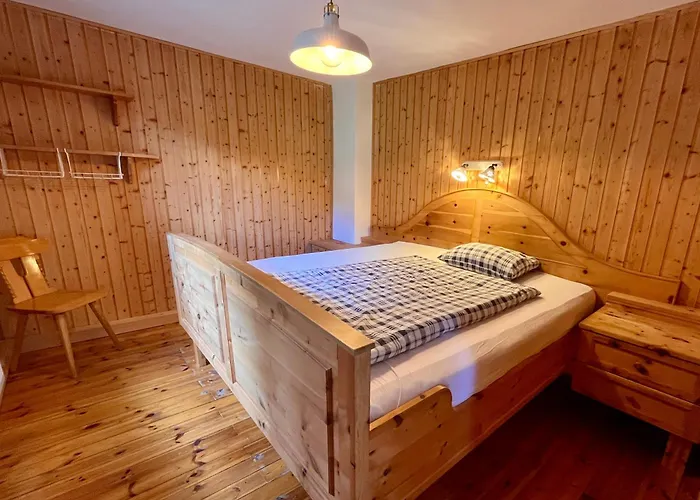 Schmirnhaus Holiday home *